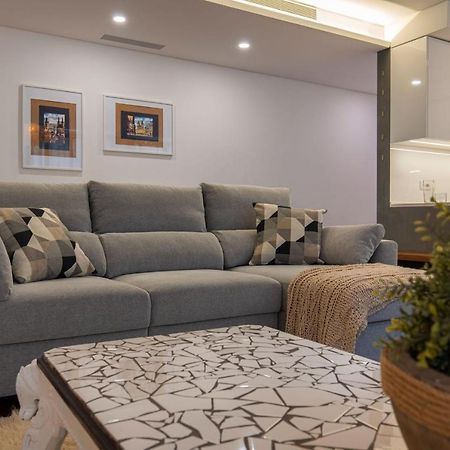 Touch Of Class 2Bdr Apartment By Lovelystay Cascais Exteriör bild