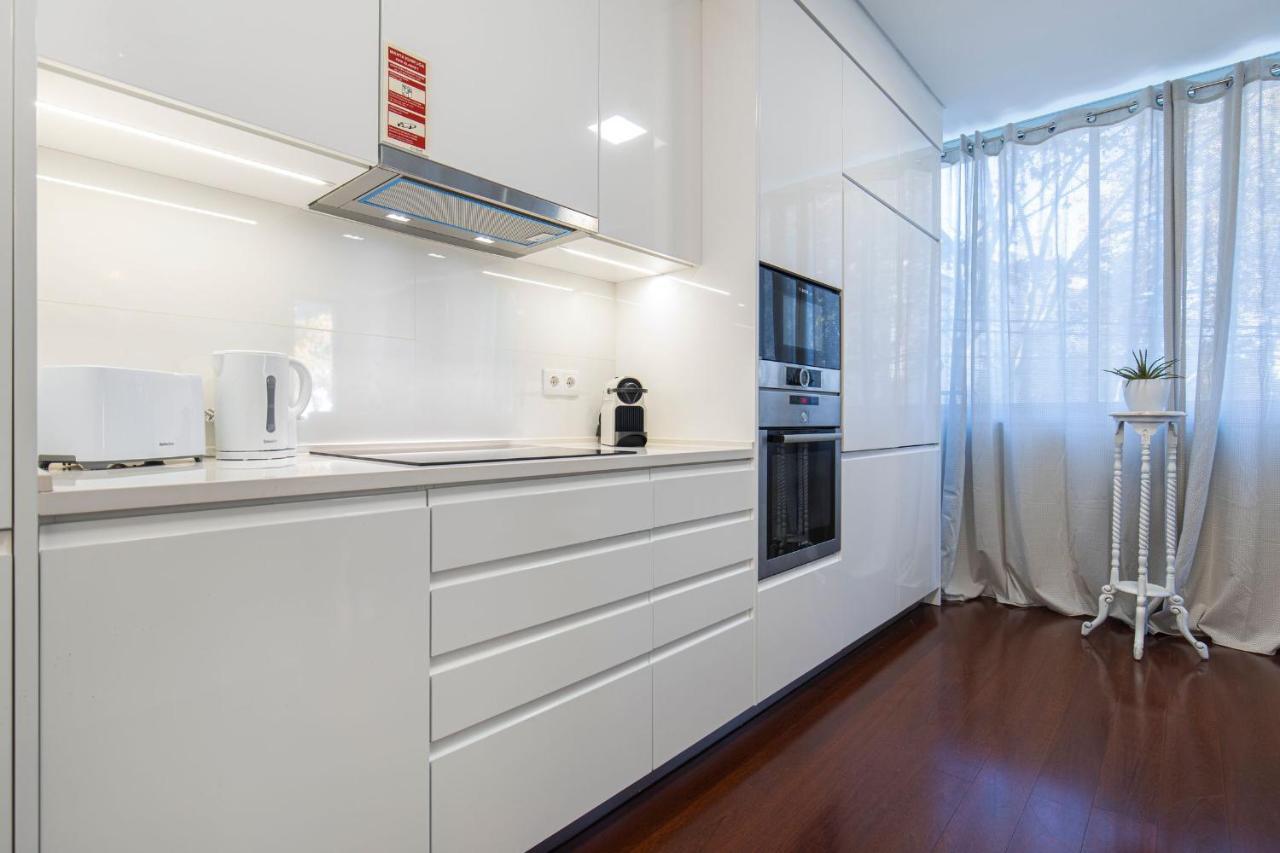 Touch Of Class 2Bdr Apartment By Lovelystay Cascais Exteriör bild