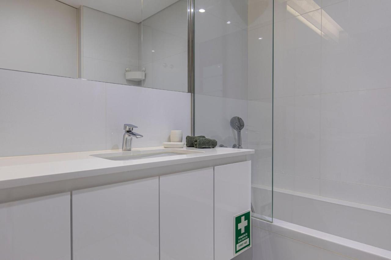 Touch Of Class 2Bdr Apartment By Lovelystay Cascais Exteriör bild