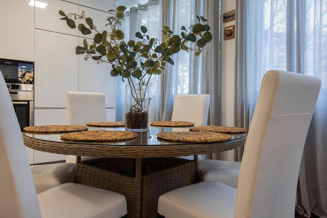 Touch Of Class 2Bdr Apartment By Lovelystay Cascais Exteriör bild